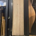 باب تركى ماركة ديمونت هاى جلوس مط خشب بارز PVC سنتر لوك كالى 5 كالون مقاس 1 م
