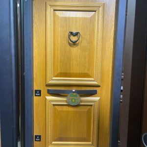 باب تركى ماركة ديمونت خشب بارز2 حشوة فاتح نيو أويما سنتر لوك كالى 5 كالون مقاس 1م